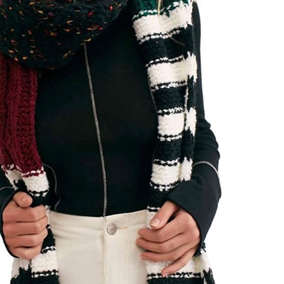 NWOT Free People Nova stripe tassel scarf acrylic - Picture 2 of 8